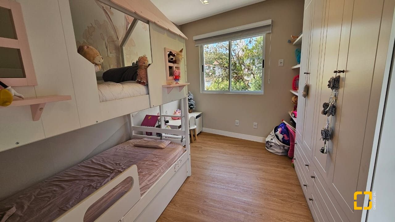 Apartamento com 84m², 3 quartos (sendo 1 suíte), 1 garagem, no bairro Jurerê em Florianópolis