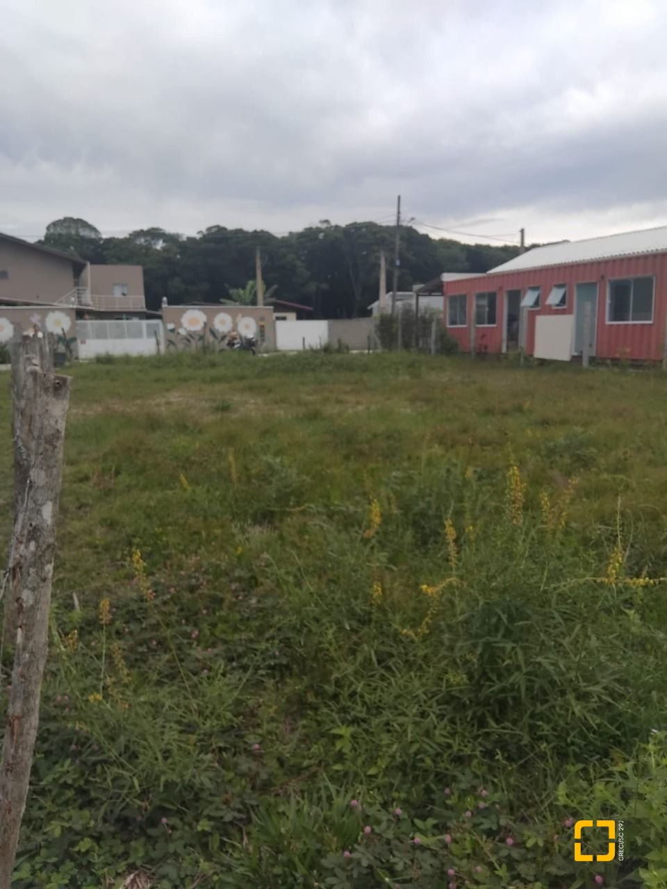 Terreno com 364m², no bairro São João do Rio Vermelho em Florianópolis