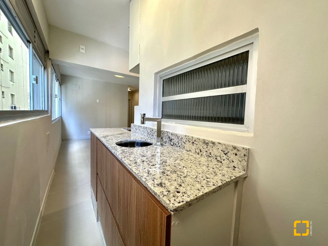 Apartamento com 43m², 1 quarto, no bairro Centro em Florianópolis