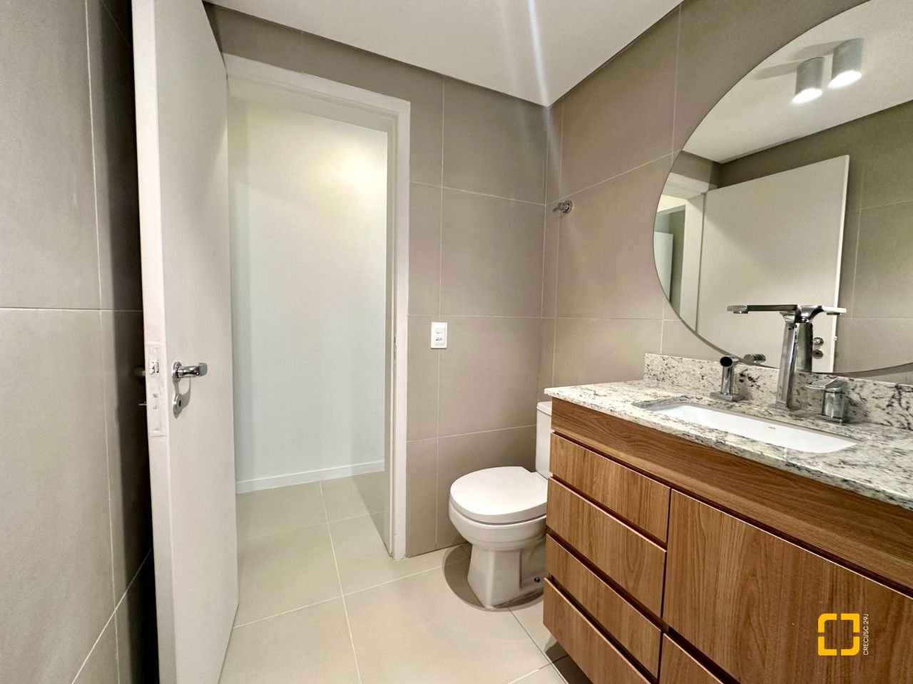 Apartamento com 43m², 1 quarto, no bairro Centro em Florianópolis