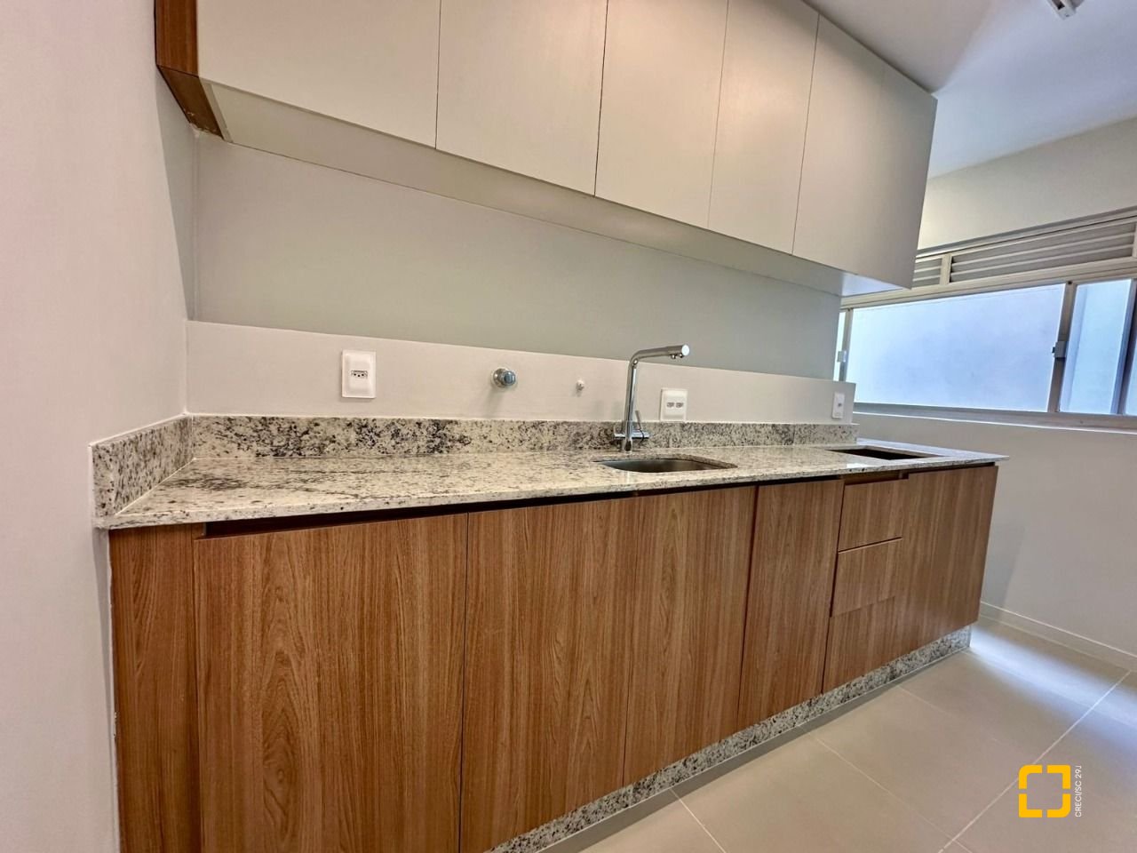 Apartamento com 43m², 1 quarto, no bairro Centro em Florianópolis