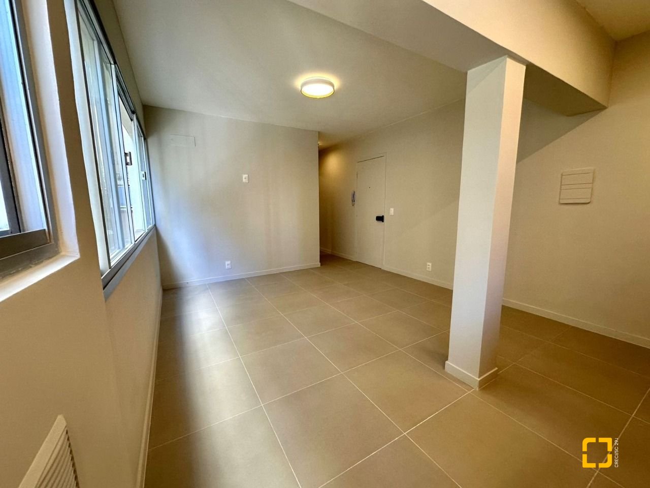 Apartamento com 43m², 1 quarto, no bairro Centro em Florianópolis