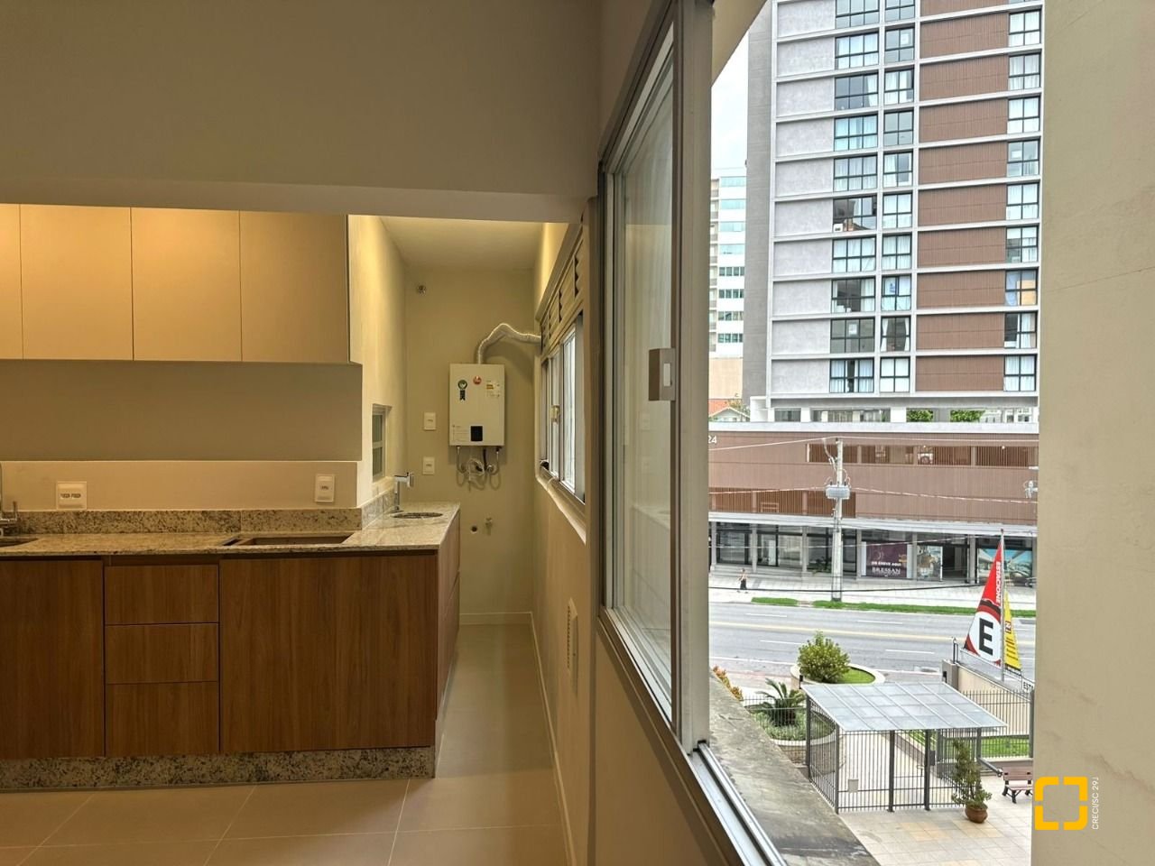 Apartamento com 43m², 1 quarto, no bairro Centro em Florianópolis