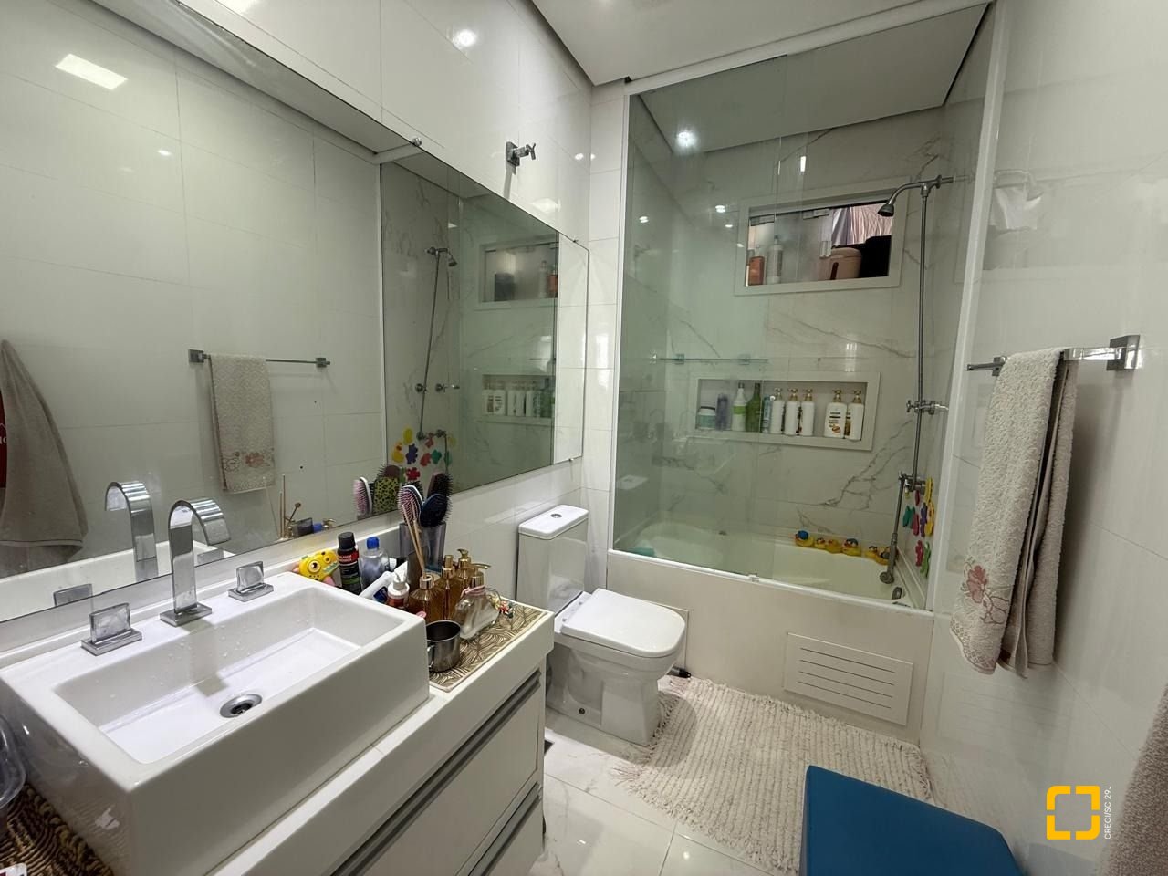 Apartamento com 104m², 3 quartos, 1 garagem, no bairro Centro em Florianópolis