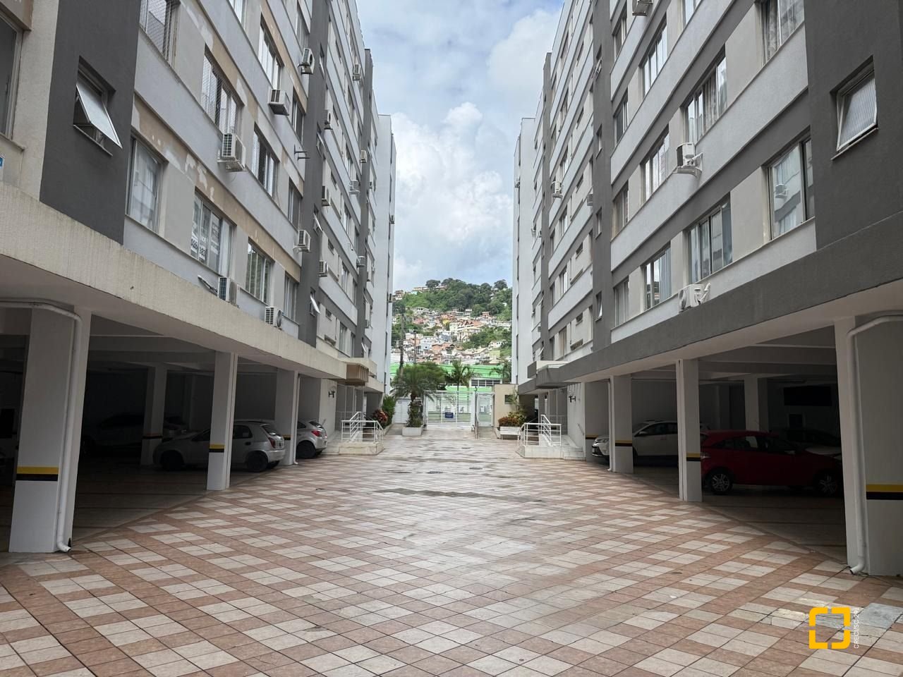 Apartamento com 104m², 3 quartos, 1 garagem, no bairro Centro em Florianópolis