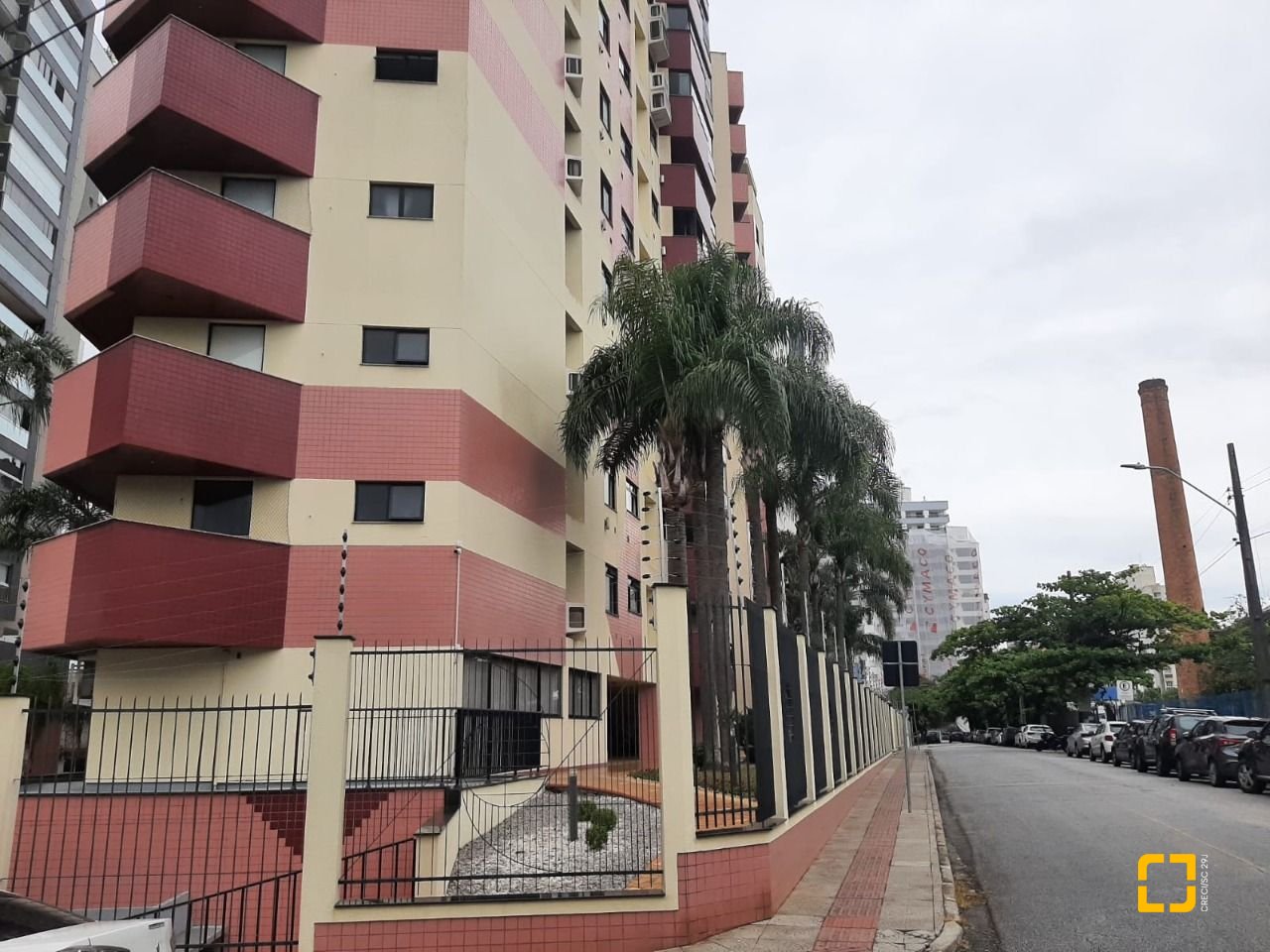 Apartamento com 89m², 3 quartos (sendo 1 suíte), 1 garagem, no bairro Kobrasol em São José