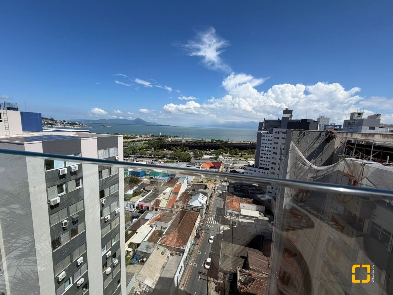 Apartamento com 78m², 2 quartos, 1 garagem, no bairro Centro em Florianópolis