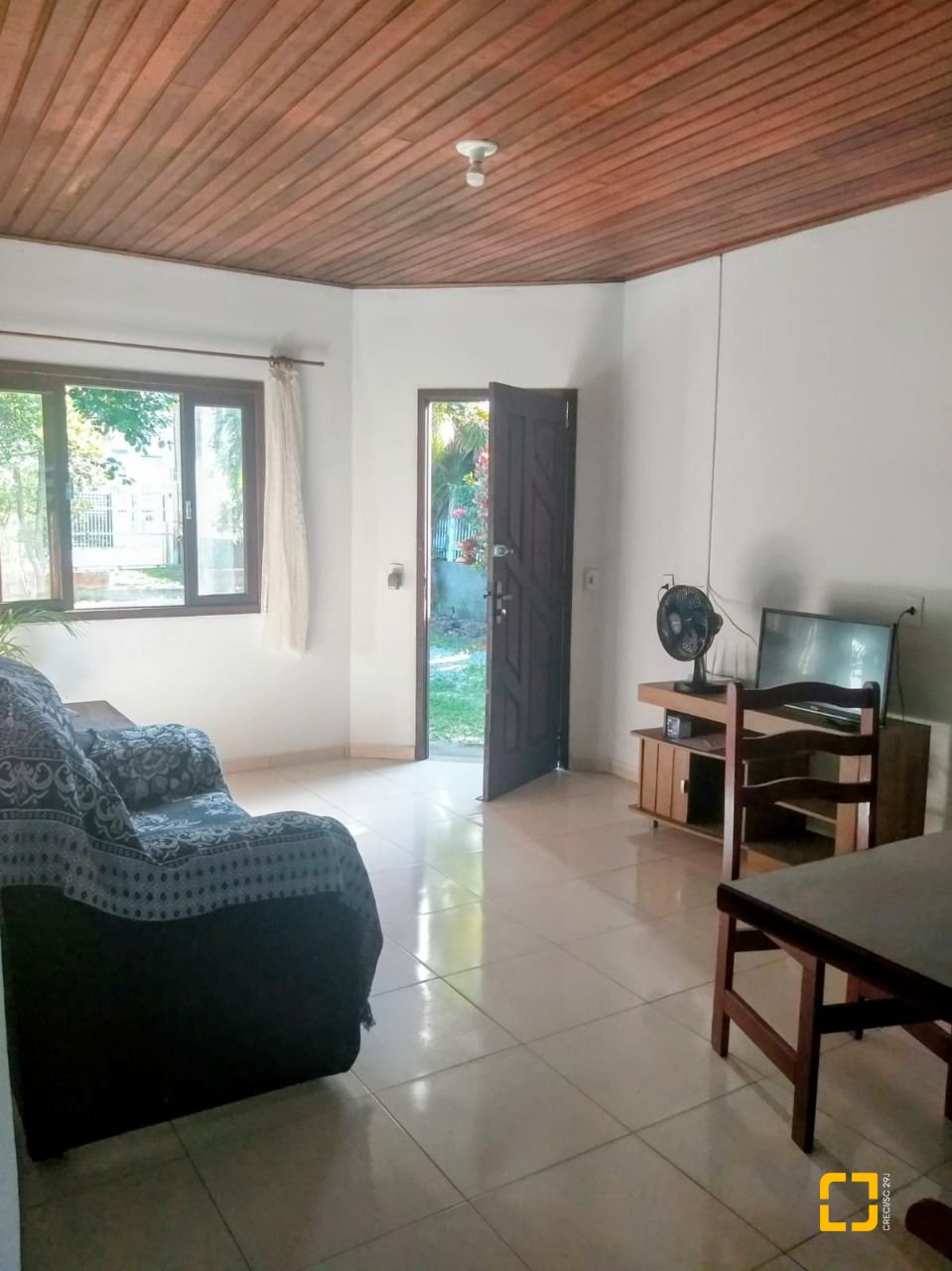 Casa com 68m², 2 quartos, 1 garagem, no bairro Ingleses em Florianópolis