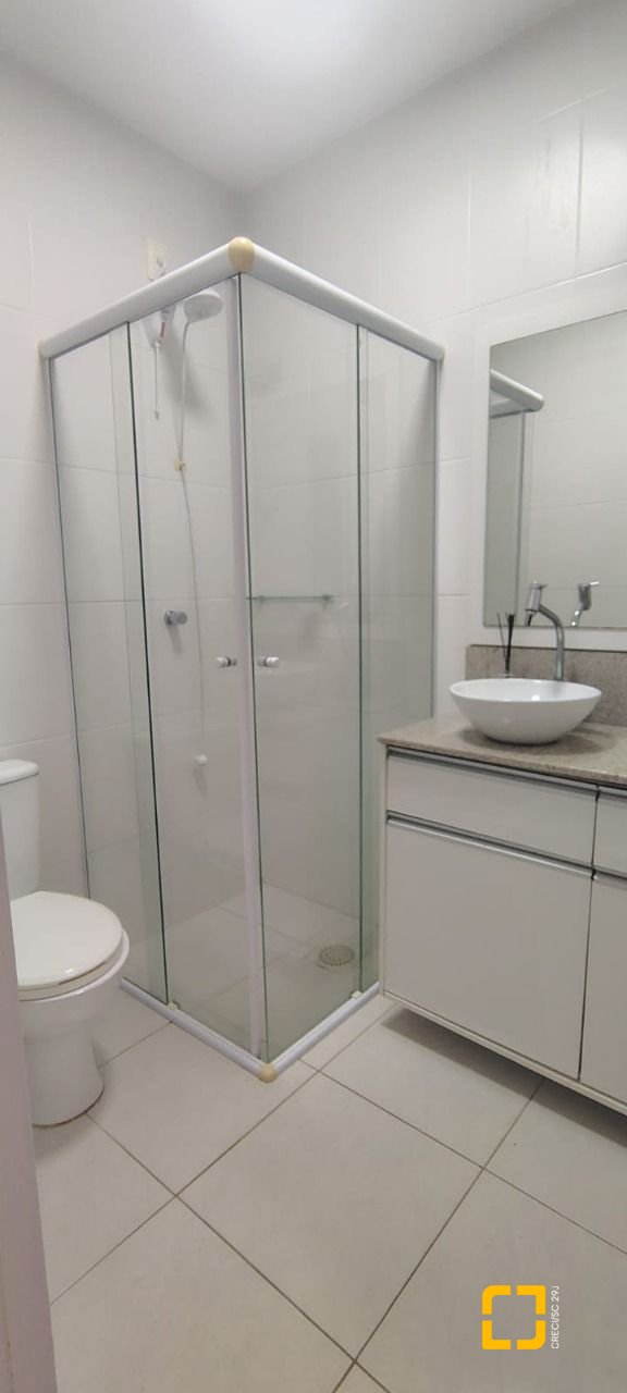 Apartamento com 68m², 3 quartos (sendo 1 suíte), 1 garagem, no bairro Canasvieiras em Florianópolis