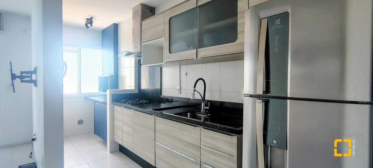 Apartamento com 68m², 3 quartos (sendo 1 suíte), 1 garagem, no bairro Canasvieiras em Florianópolis