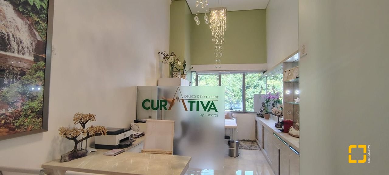 Sala com 26m², 1 garagem, no bairro Saco Grande em Florianópolis