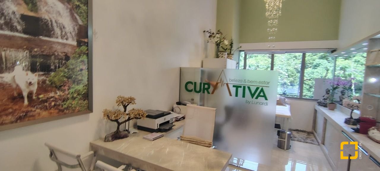 Sala com 26m², 1 garagem, no bairro Saco Grande em Florianópolis