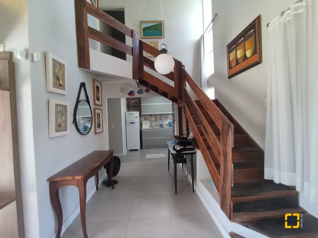 Casa com 119m², 3 quartos (sendo 1 suíte), 2 garagens, no bairro Daniela em Florianópolis