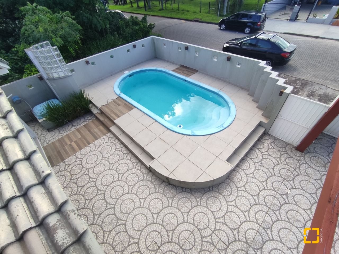 Casa com 119m², 3 quartos (sendo 1 suíte), 2 garagens, no bairro Daniela em Florianópolis