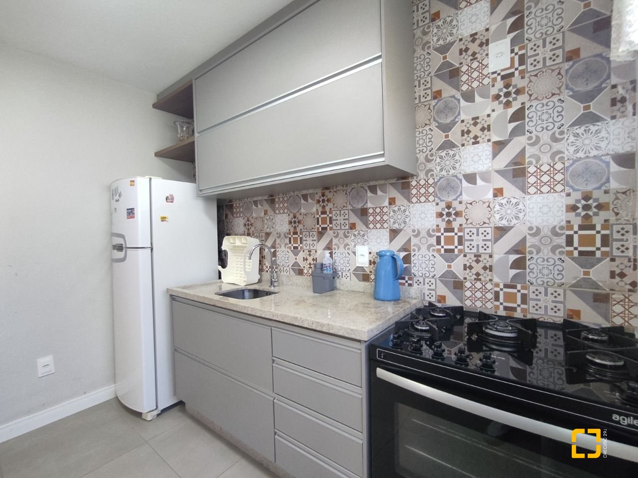 Casa com 119m², 3 quartos (sendo 1 suíte), 2 garagens, no bairro Daniela em Florianópolis