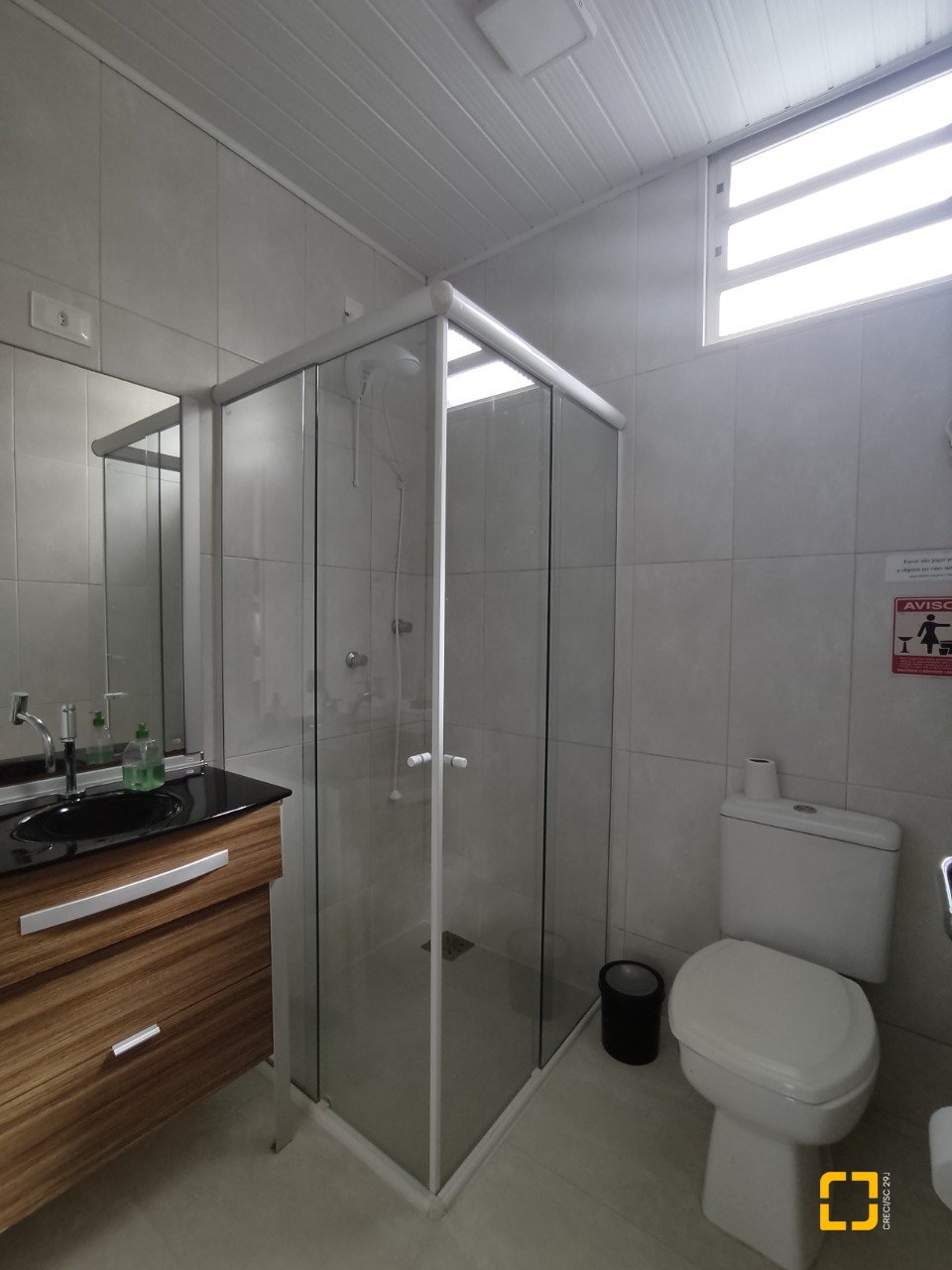 Casa com 119m², 3 quartos (sendo 1 suíte), 2 garagens, no bairro Daniela em Florianópolis