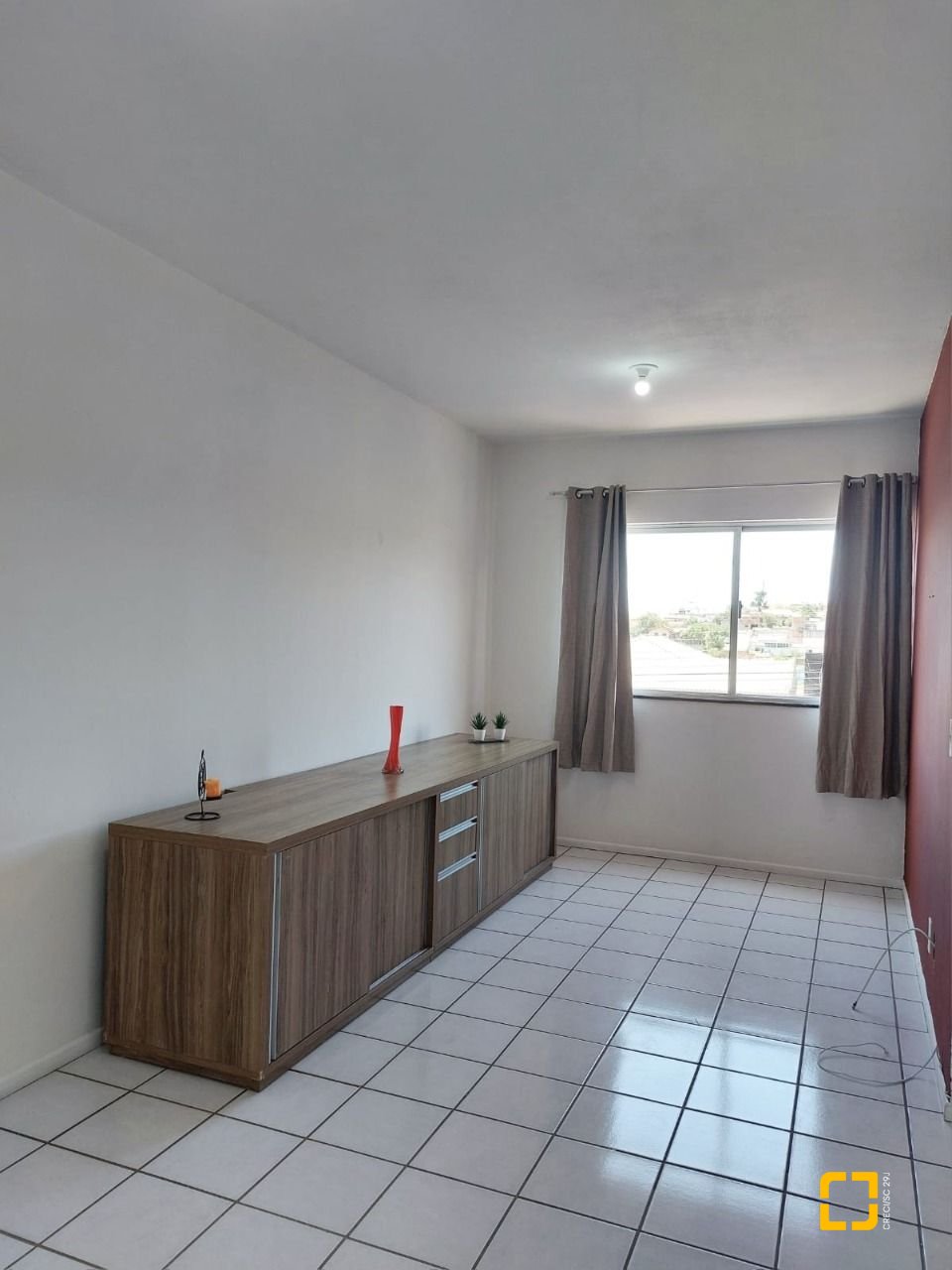 Apartamento com 52m², 2 quartos, 1 garagem, no bairro Araucária em São José