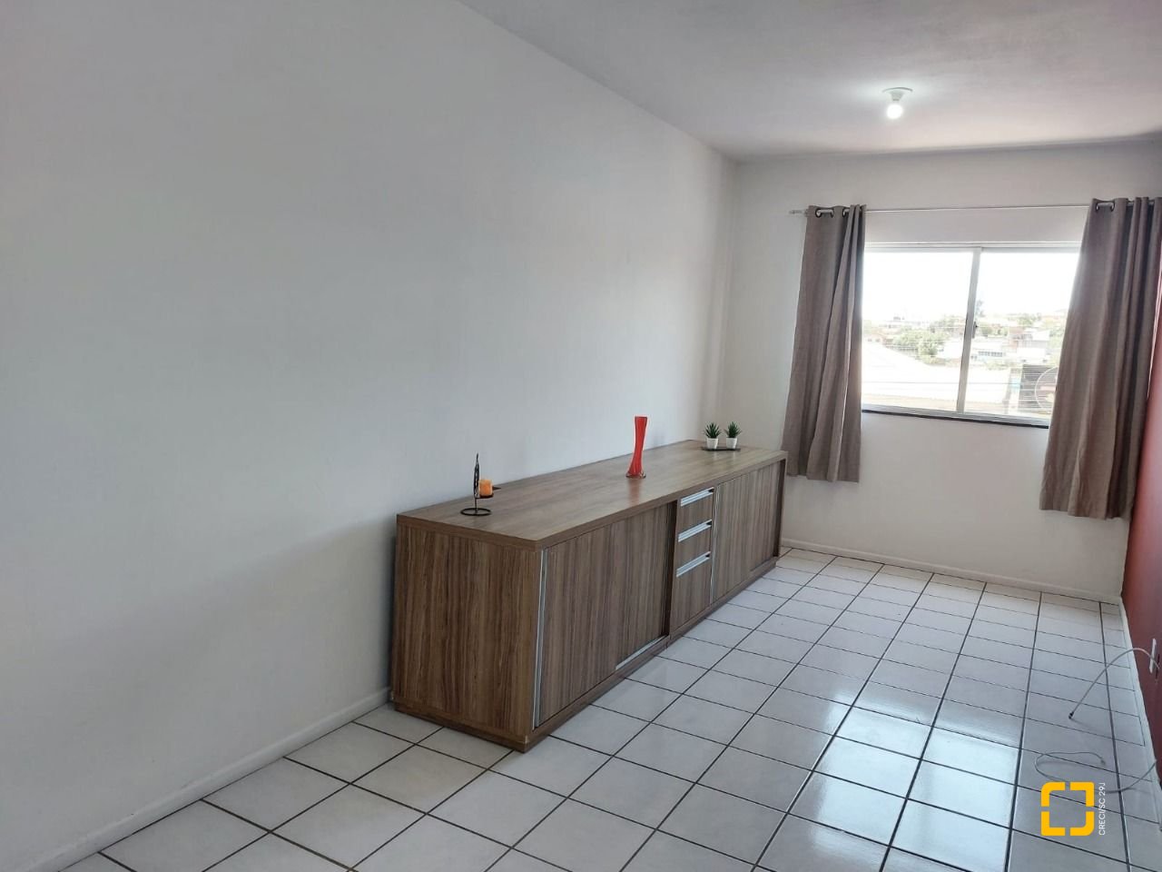 Apartamento com 52m², 2 quartos, 1 garagem, no bairro Araucária em São José