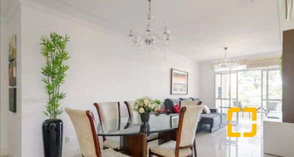 Apartamento com 144m², 6 quartos (sendo 2 suítes), 2 garagens, no bairro Jurerê Internacional em Florianópolis