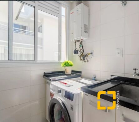 Apartamento com 144m², 6 quartos (sendo 2 suítes), 2 garagens, no bairro Jurerê Internacional em Florianópolis