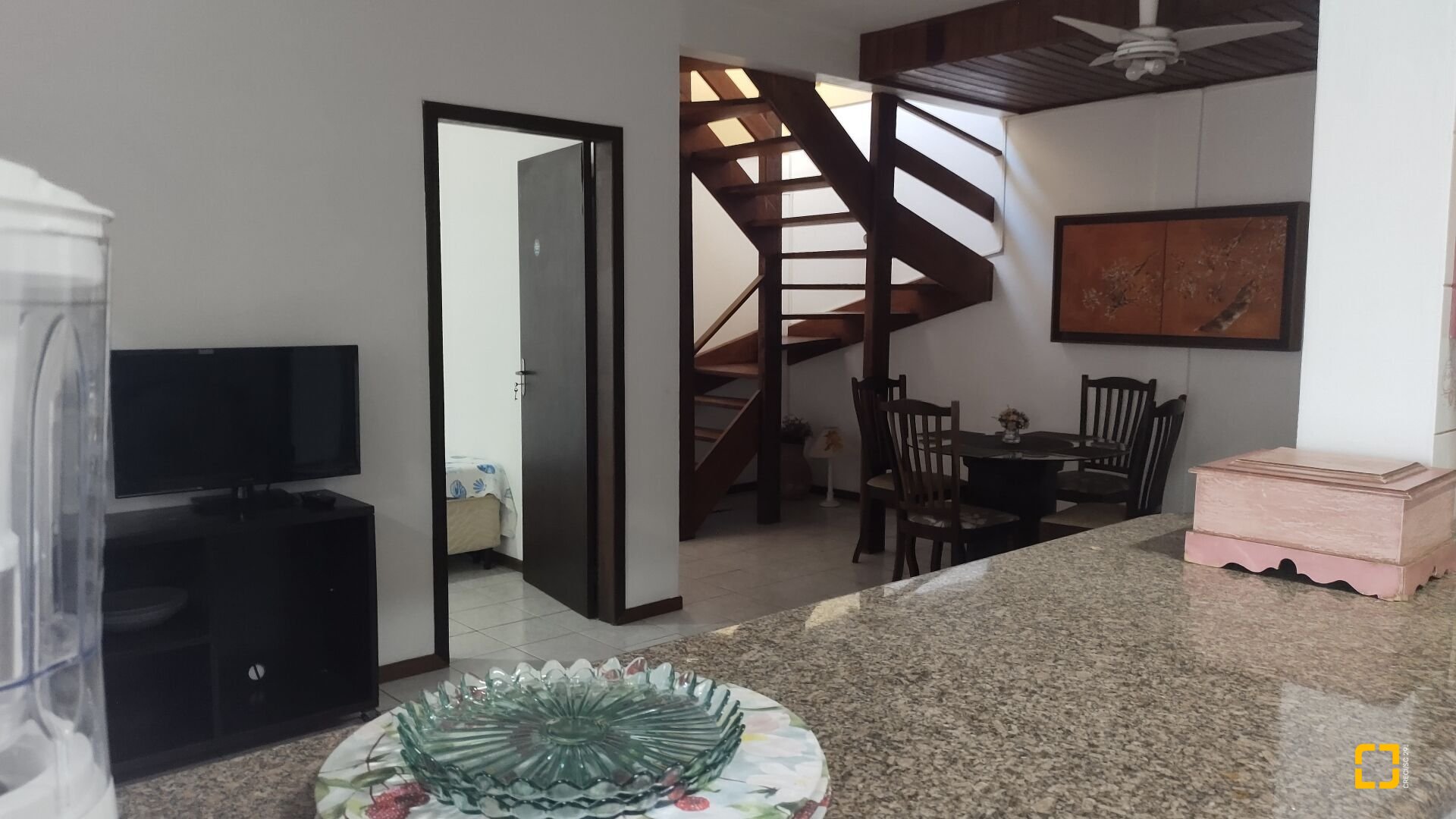 Cobertura com 108m², 3 quartos (sendo 1 suíte), 2 garagens, no bairro Jurerê Internacional em Florianópolis