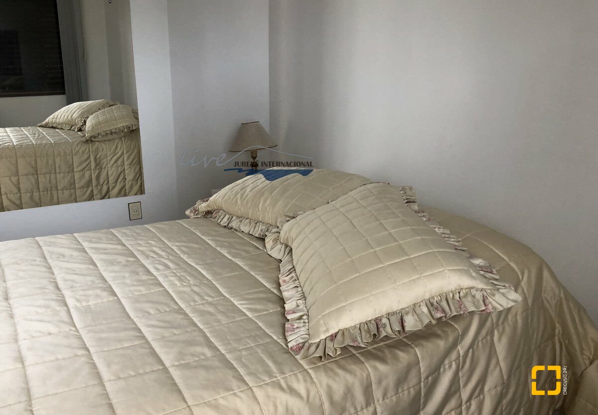 Casa com 481m², 10 quartos (sendo 5 suítes), 4 garagens, no bairro Jurerê Internacional em Florianópolis