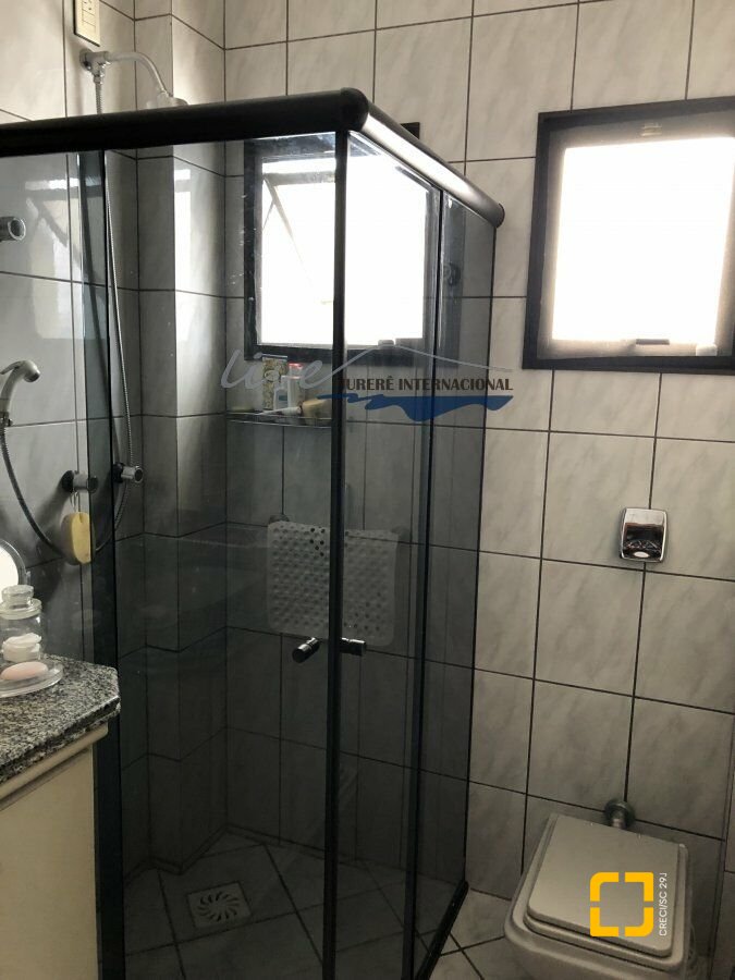 Casa com 481m², 10 quartos (sendo 5 suítes), 4 garagens, no bairro Jurerê Internacional em Florianópolis