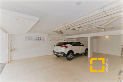 Casa com 450m², 9 quartos (sendo 4 suítes), 3 garagens, no bairro Jurerê Internacional em Florianópolis