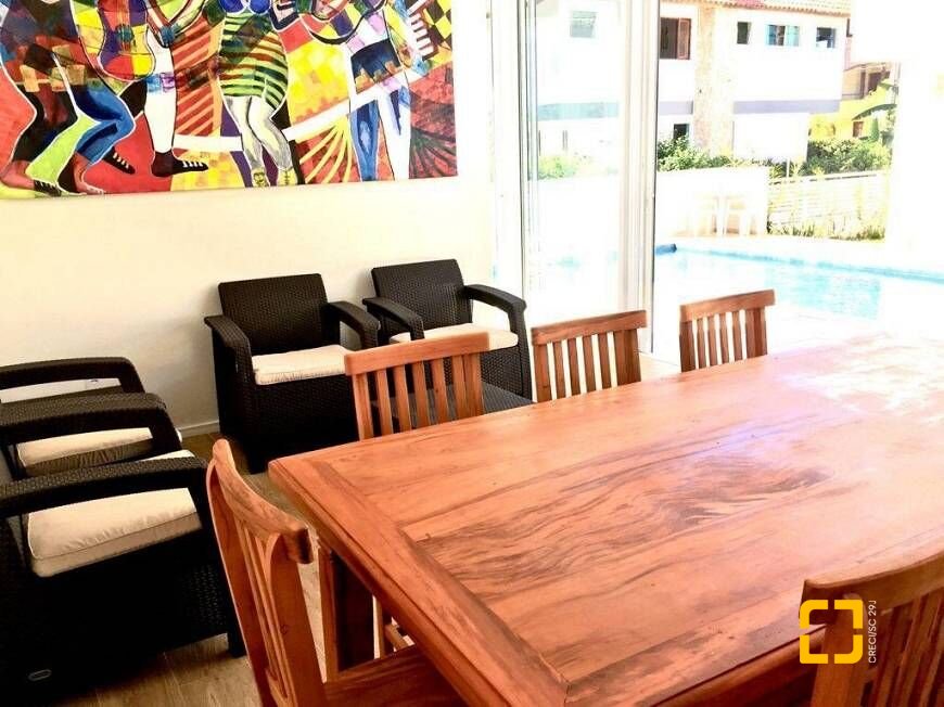 Casa com 450m², 9 quartos (sendo 4 suítes), 3 garagens, no bairro Jurerê Internacional em Florianópolis