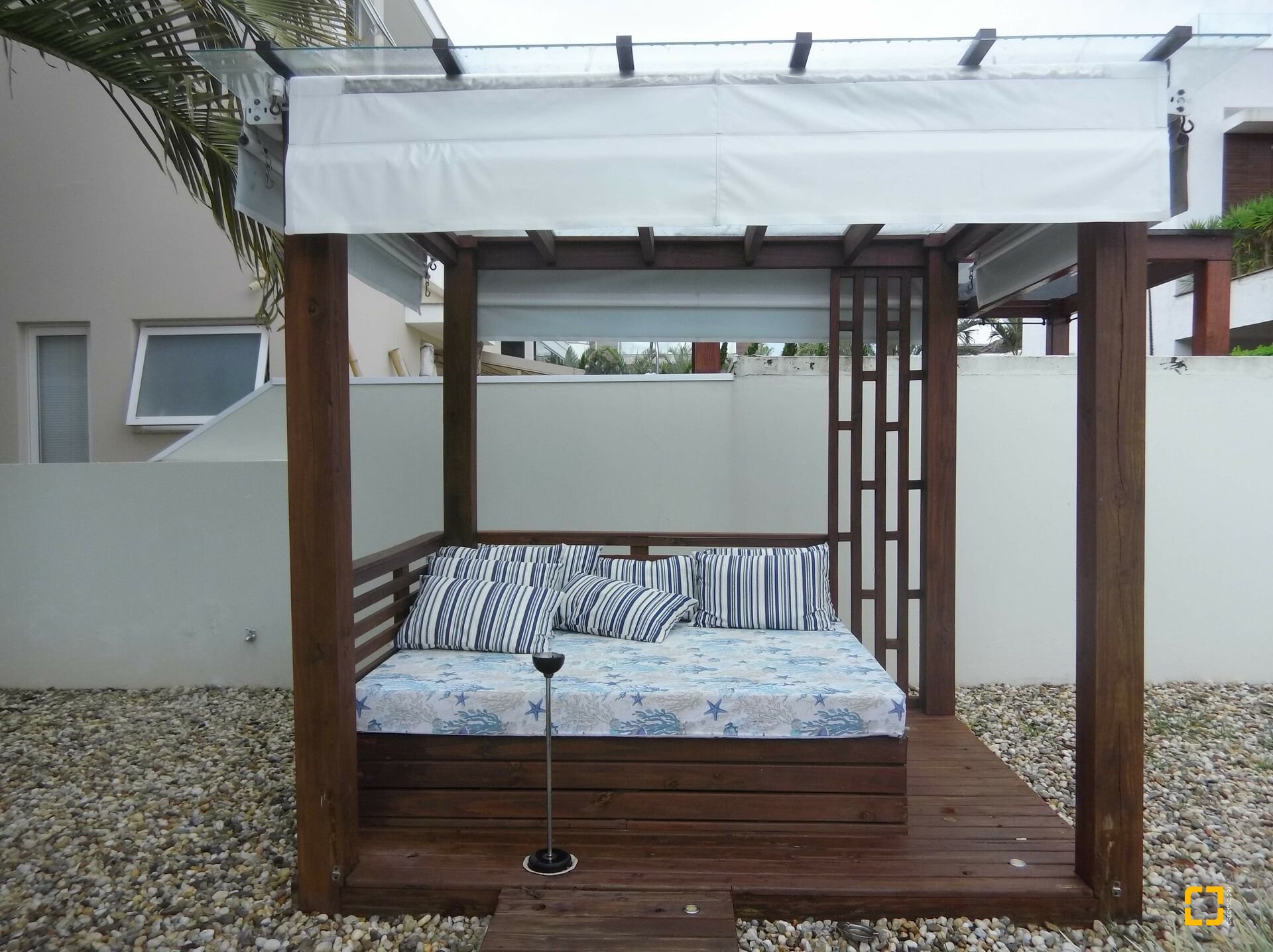 Casa com 551m², 10 quartos (sendo 5 suítes), 4 garagens, no bairro Jurerê Internacional em Florianópolis