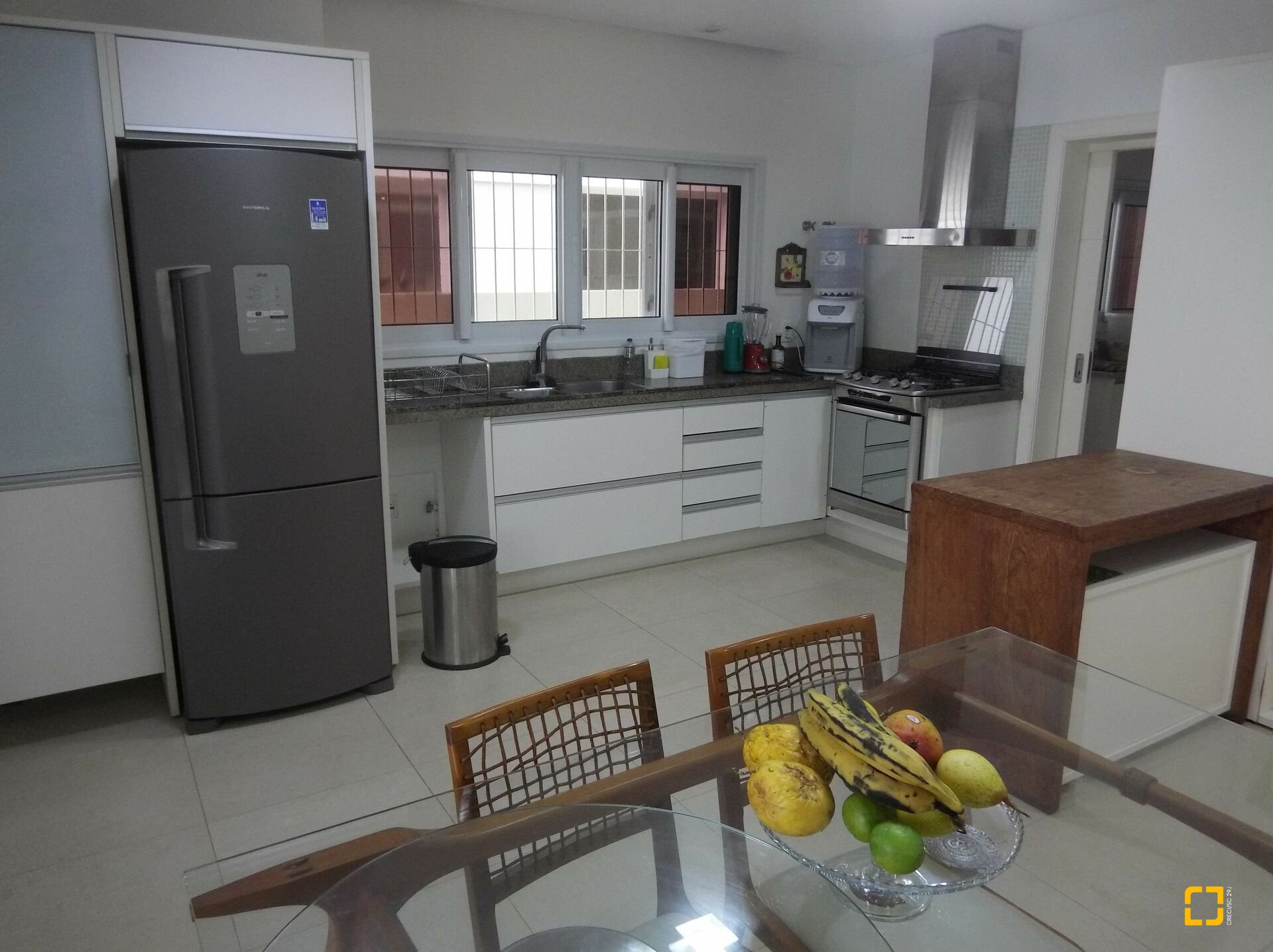 Casa com 551m², 10 quartos (sendo 5 suítes), 4 garagens, no bairro Jurerê Internacional em Florianópolis