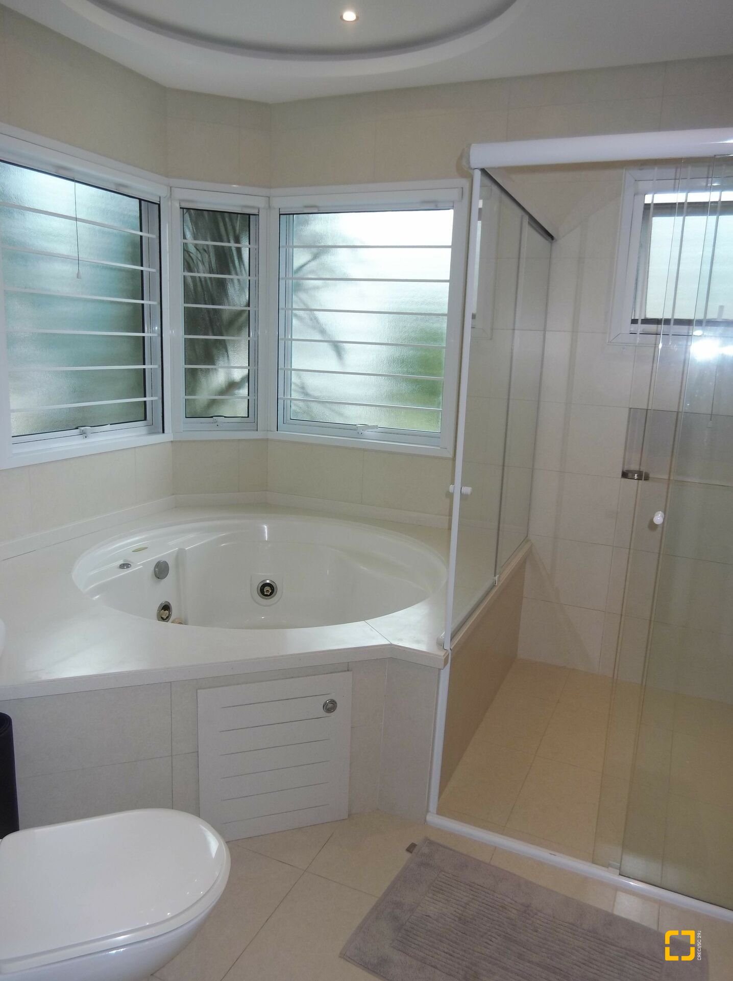Casa com 551m², 10 quartos (sendo 5 suítes), 4 garagens, no bairro Jurerê Internacional em Florianópolis