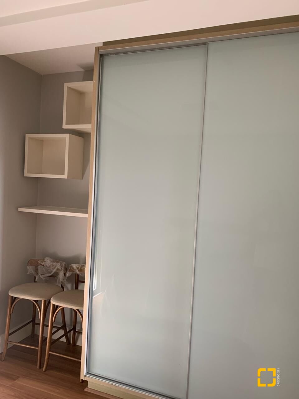 Casa com 370m², 7 quartos (sendo 2 suítes), 2 garagens, no bairro Jurerê Internacional em Florianópolis