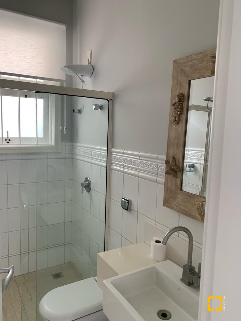 Casa com 370m², 7 quartos (sendo 2 suítes), 2 garagens, no bairro Jurerê Internacional em Florianópolis