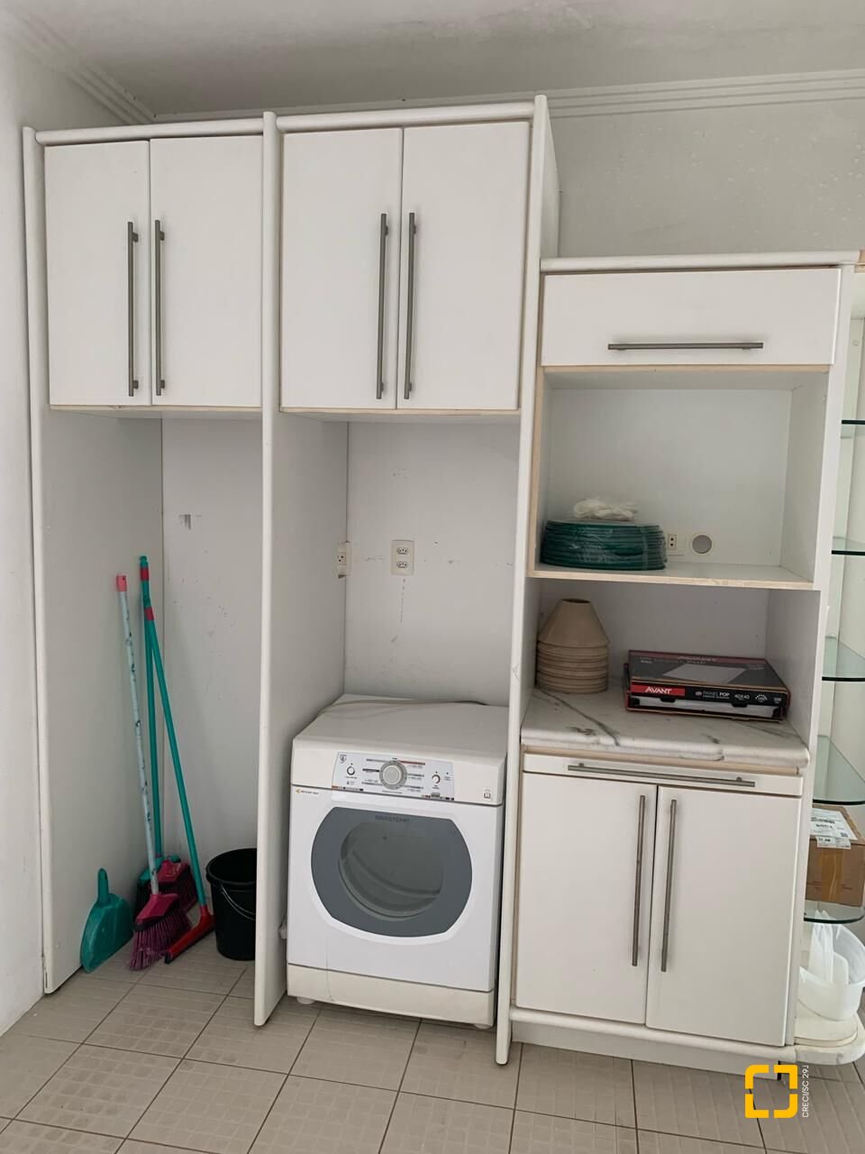 Casa com 370m², 7 quartos (sendo 2 suítes), 2 garagens, no bairro Jurerê Internacional em Florianópolis