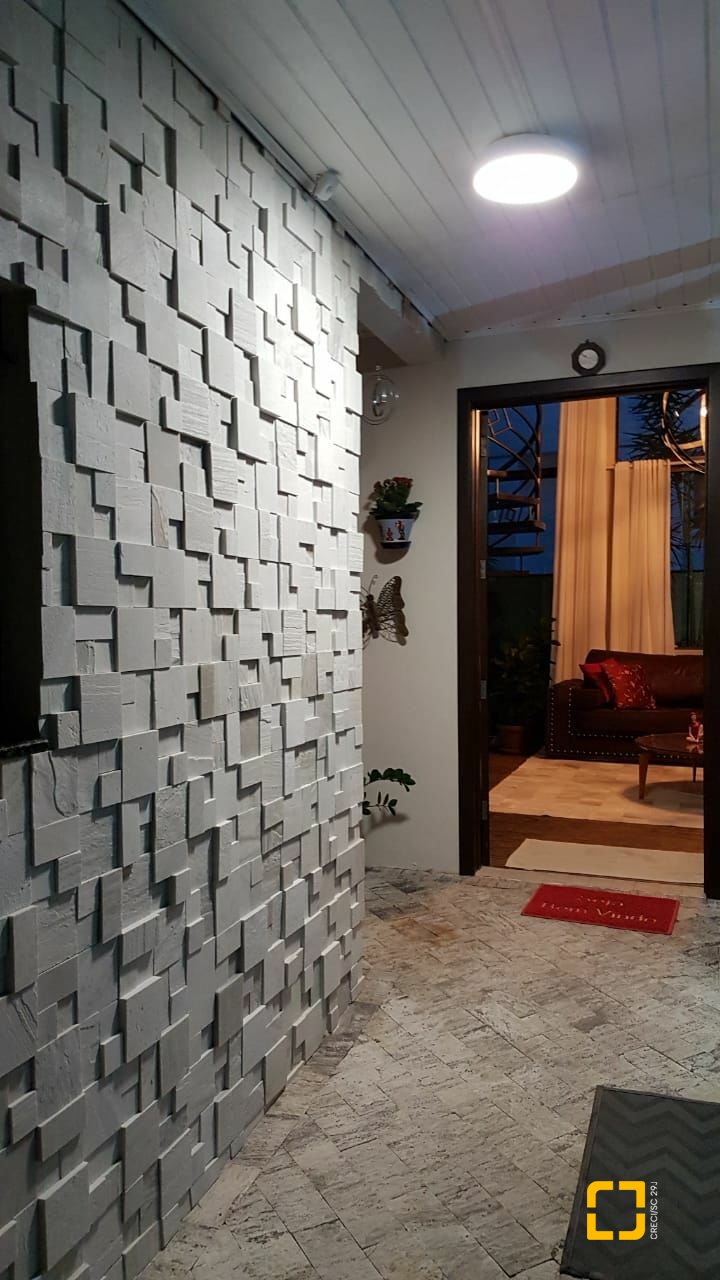 Casa com 380m², 9 quartos (sendo 4 suítes), 2 garagens, no bairro Jurerê Internacional em Florianópolis