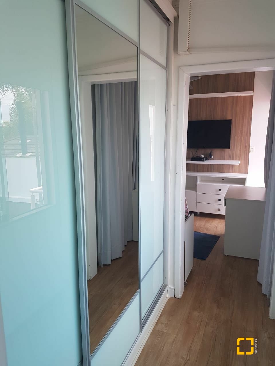 Casa com 380m², 9 quartos (sendo 4 suítes), 2 garagens, no bairro Jurerê Internacional em Florianópolis