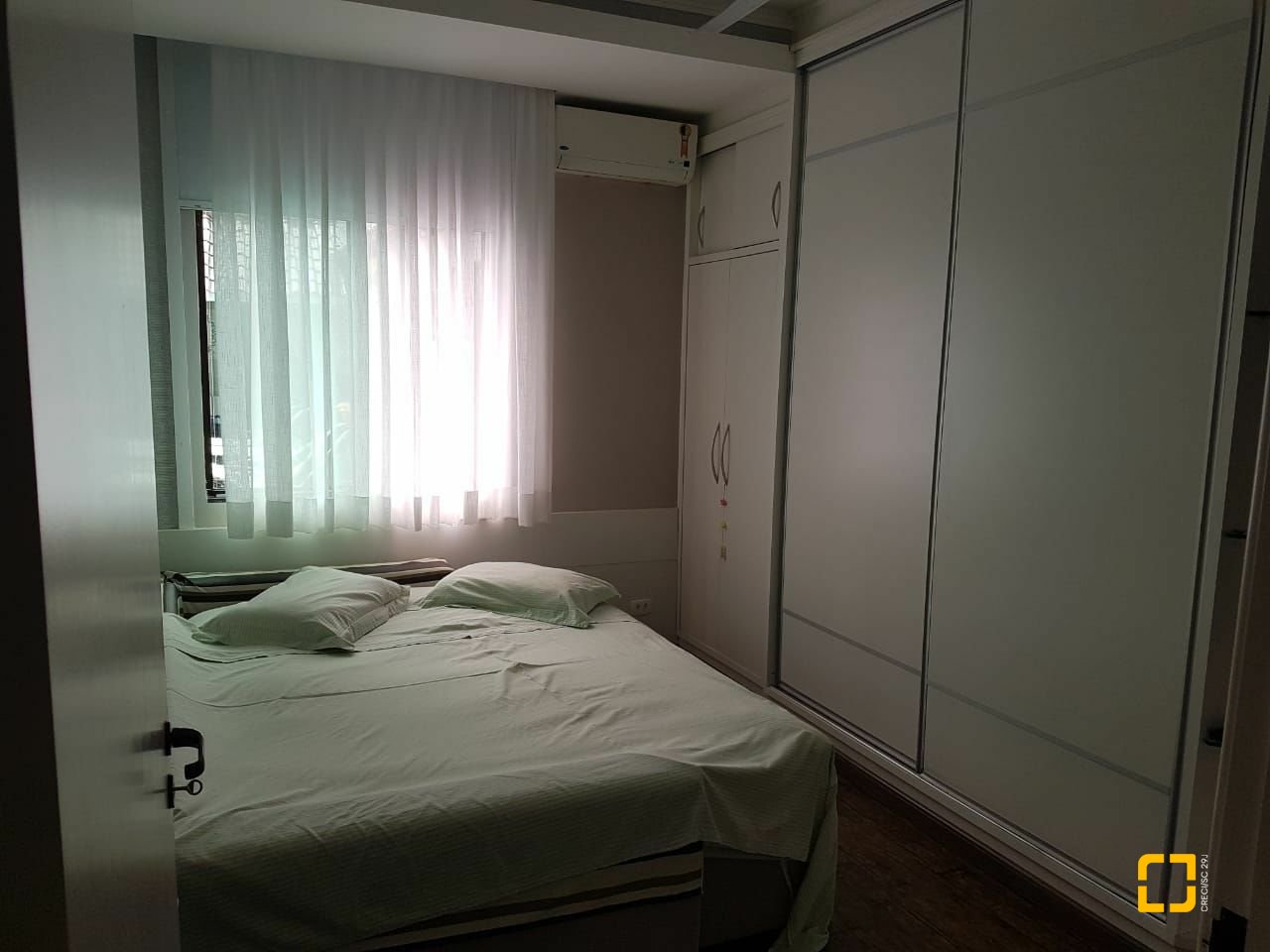 Casa com 380m², 9 quartos (sendo 4 suítes), 2 garagens, no bairro Jurerê Internacional em Florianópolis