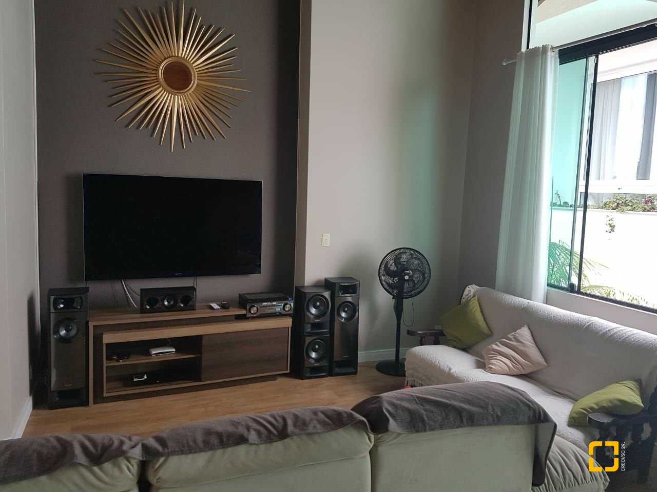 Casa com 380m², 9 quartos (sendo 4 suítes), 2 garagens, no bairro Jurerê Internacional em Florianópolis