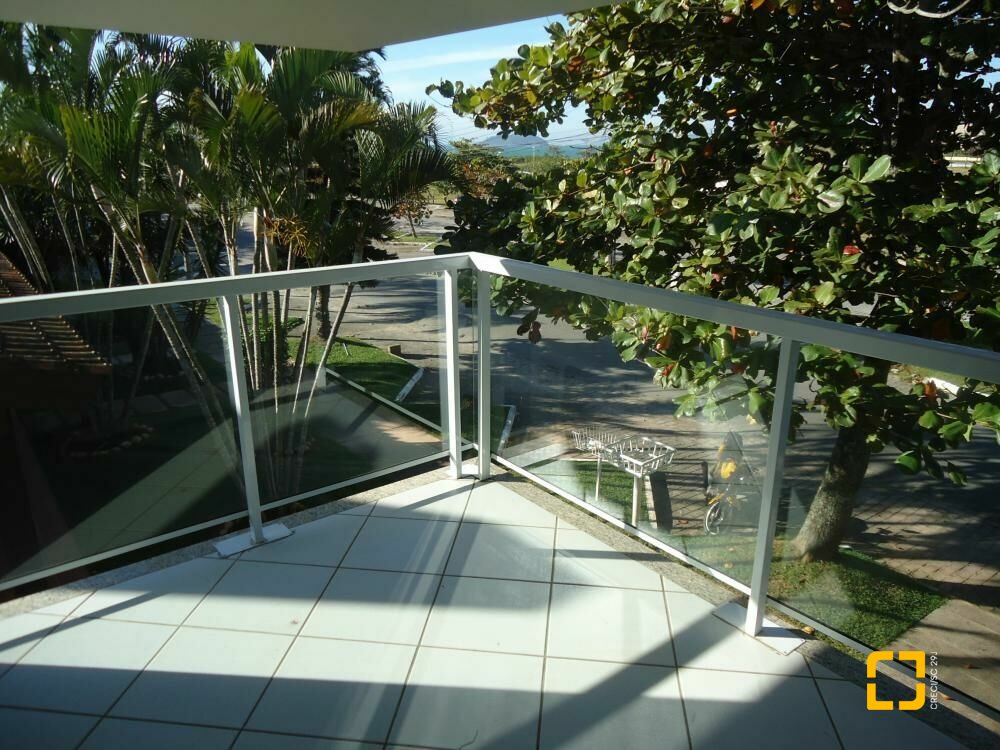 Casa com 580m², 10 quartos (sendo 3 suítes), 5 garagens, no bairro Jurerê Internacional em Florianópolis