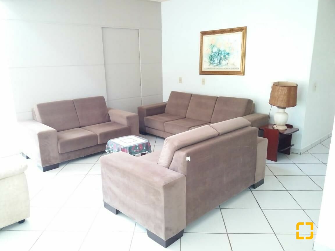 Casa com 580m², 10 quartos (sendo 3 suítes), 5 garagens, no bairro Jurerê Internacional em Florianópolis
