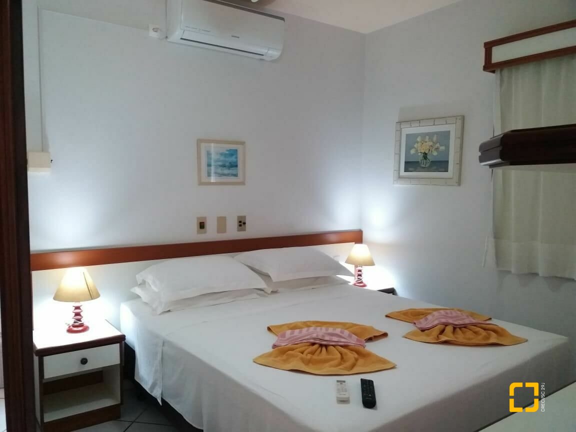 Casa com 580m², 10 quartos (sendo 3 suítes), 5 garagens, no bairro Jurerê Internacional em Florianópolis