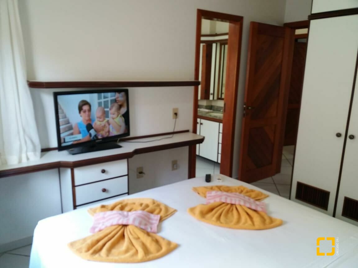 Casa com 580m², 10 quartos (sendo 3 suítes), 5 garagens, no bairro Jurerê Internacional em Florianópolis