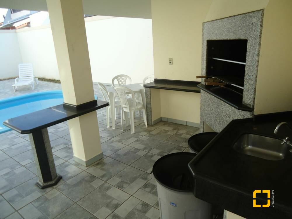 Casa com 580m², 10 quartos (sendo 3 suítes), 5 garagens, no bairro Jurerê Internacional em Florianópolis