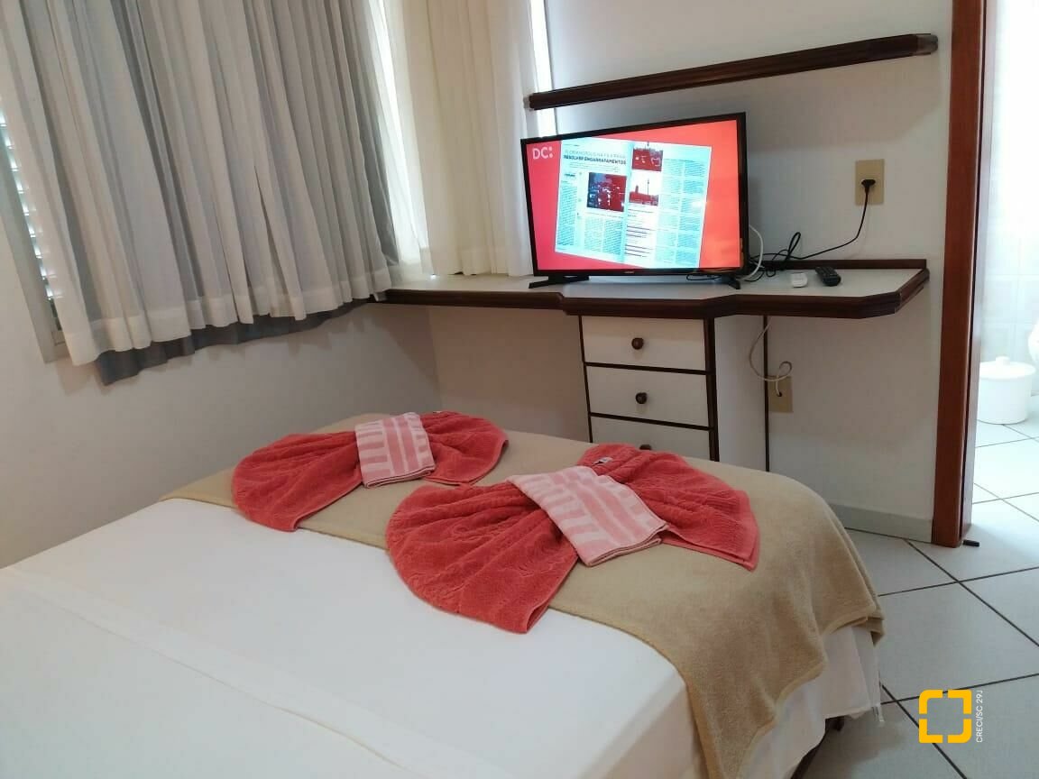 Casa com 580m², 10 quartos (sendo 3 suítes), 5 garagens, no bairro Jurerê Internacional em Florianópolis