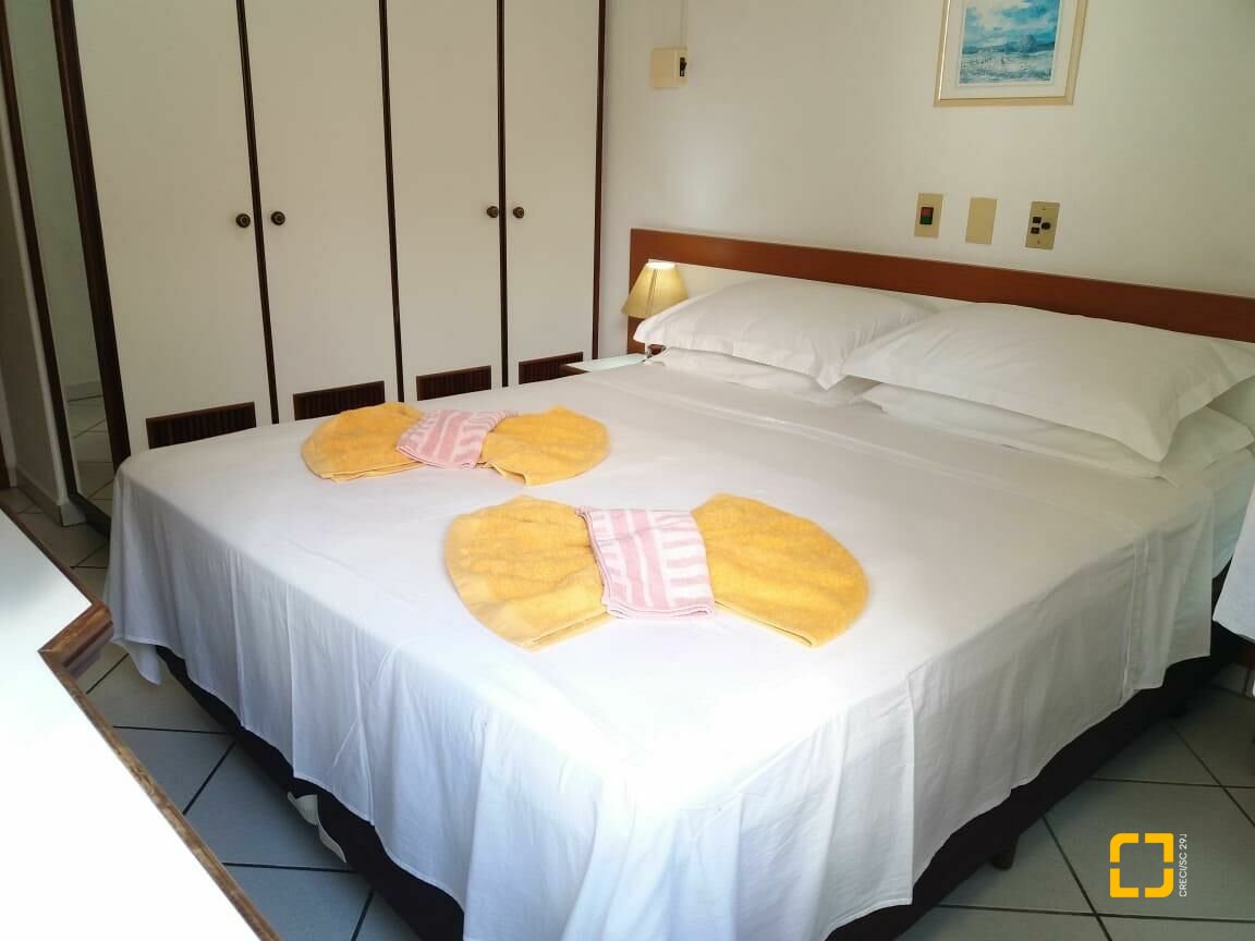 Casa com 580m², 10 quartos (sendo 3 suítes), 5 garagens, no bairro Jurerê Internacional em Florianópolis