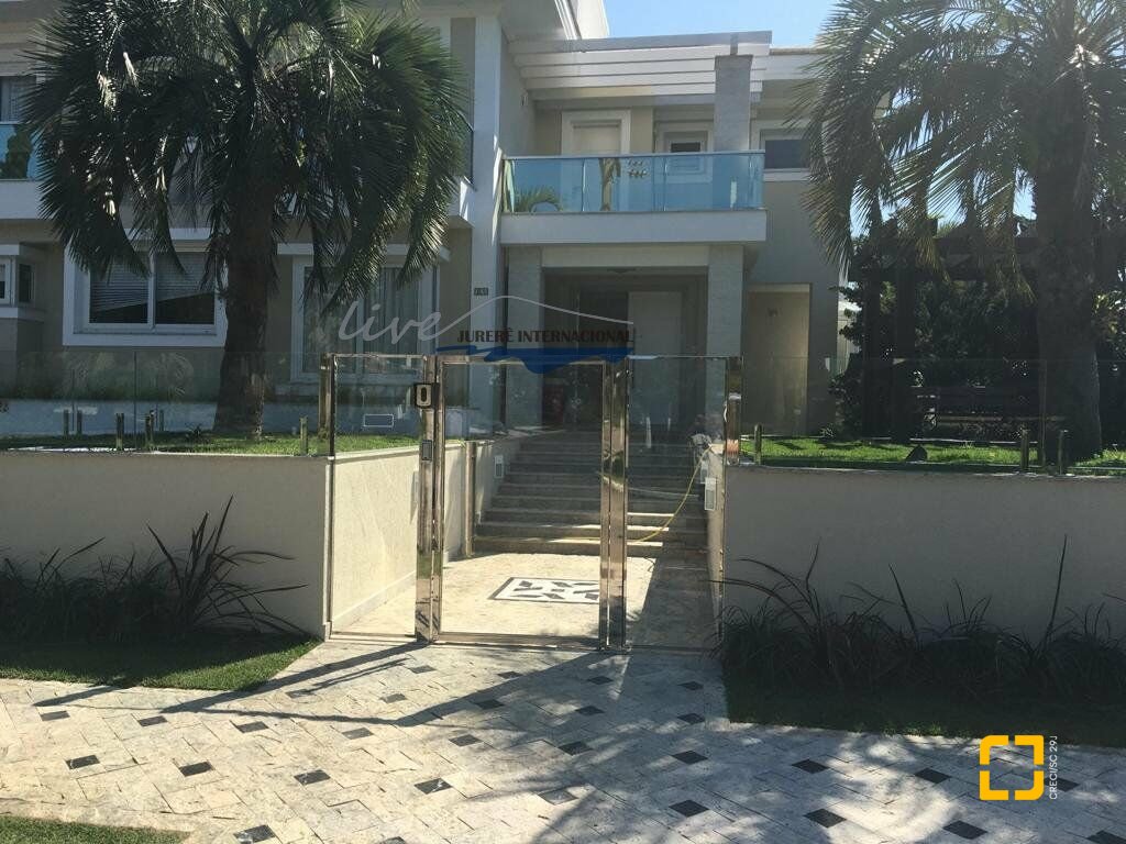 Casa com 430m², 8 quartos (sendo 4 suítes), 3 garagens, no bairro Jurerê Internacional em Florianópolis