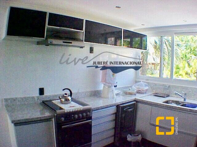 Casa com 430m², 8 quartos (sendo 4 suítes), 3 garagens, no bairro Jurerê Internacional em Florianópolis