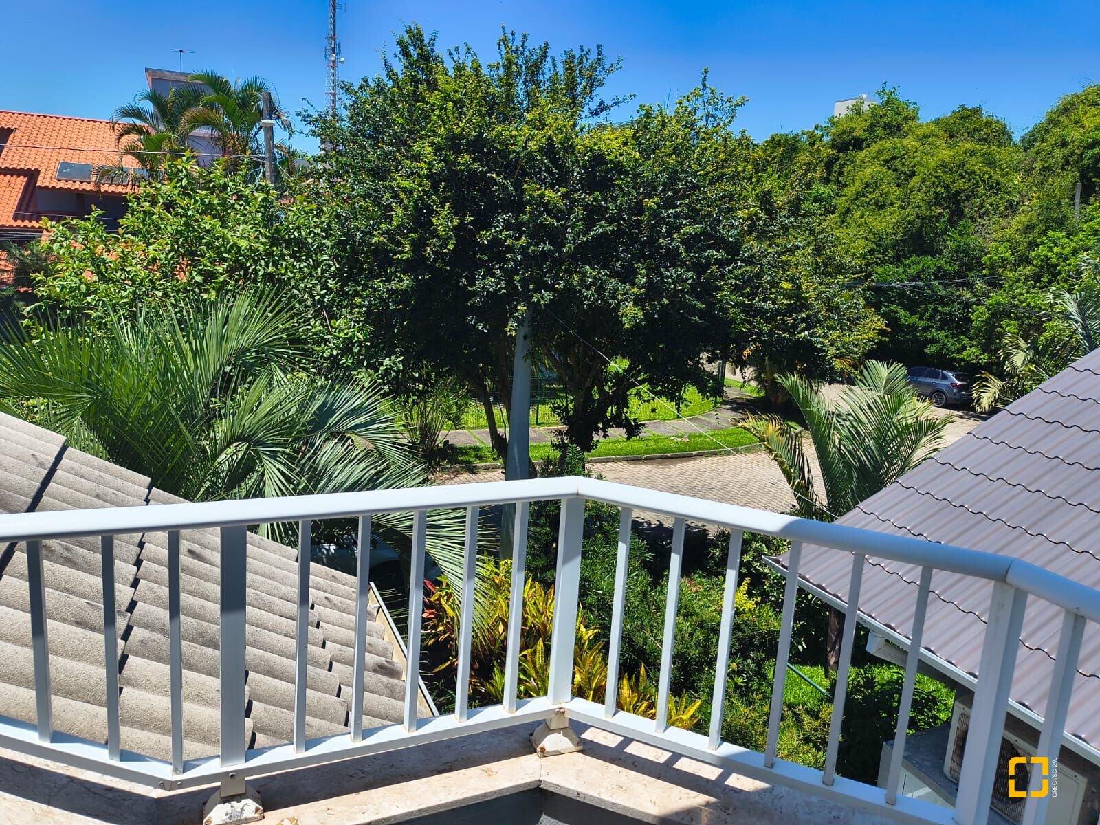 Casa com 246m², 7 quartos (sendo 3 suítes), 4 garagens, no bairro Jurerê Internacional em Florianópolis