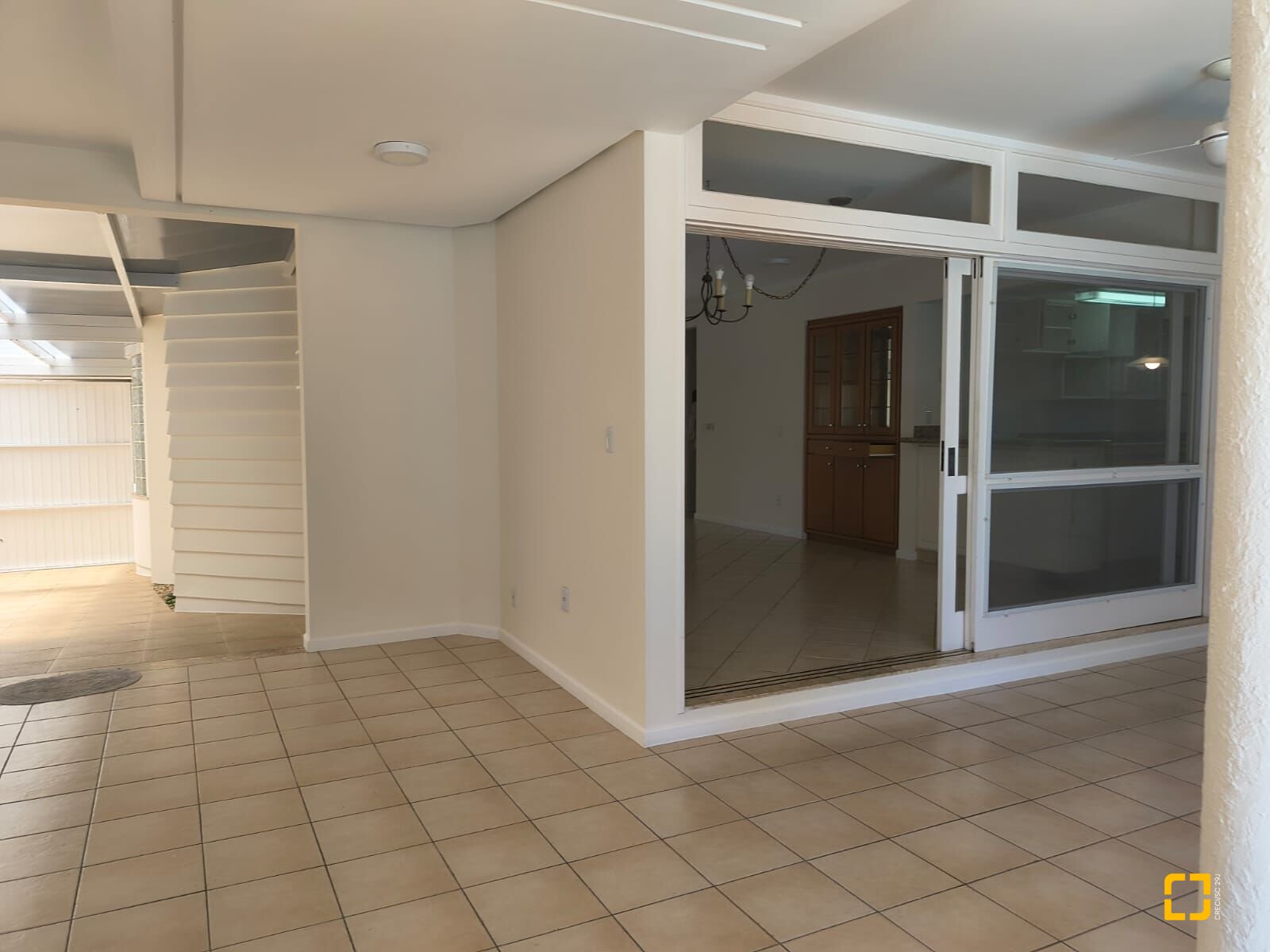 Casa com 246m², 7 quartos (sendo 3 suítes), 4 garagens, no bairro Jurerê Internacional em Florianópolis